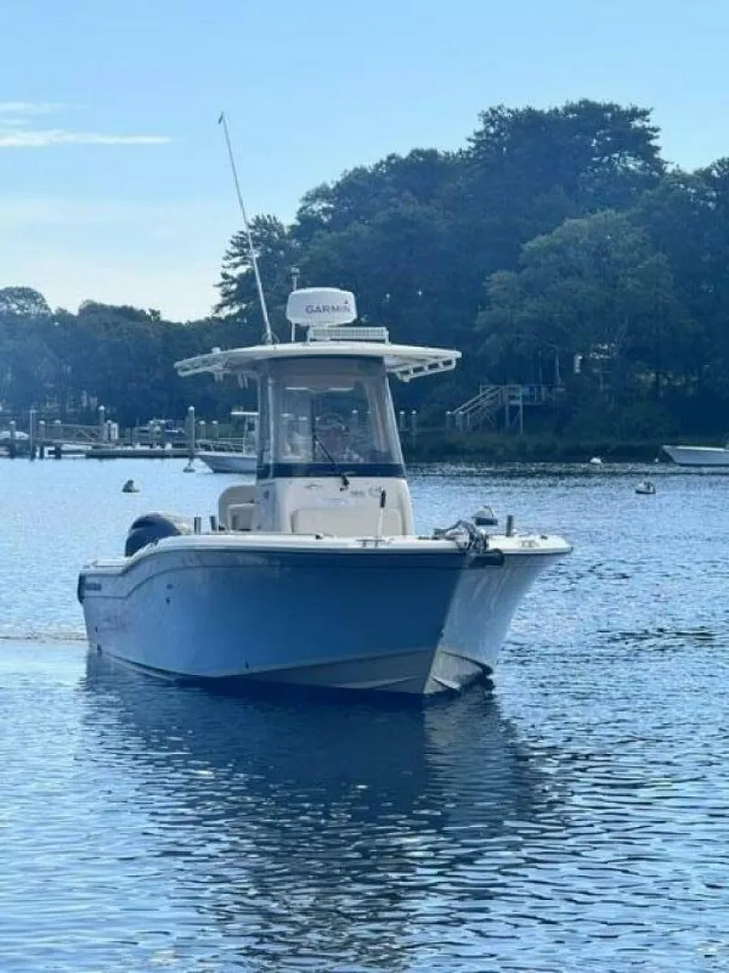 Slide: The Image of Grady-White 257 Fisherman 2021 - 7