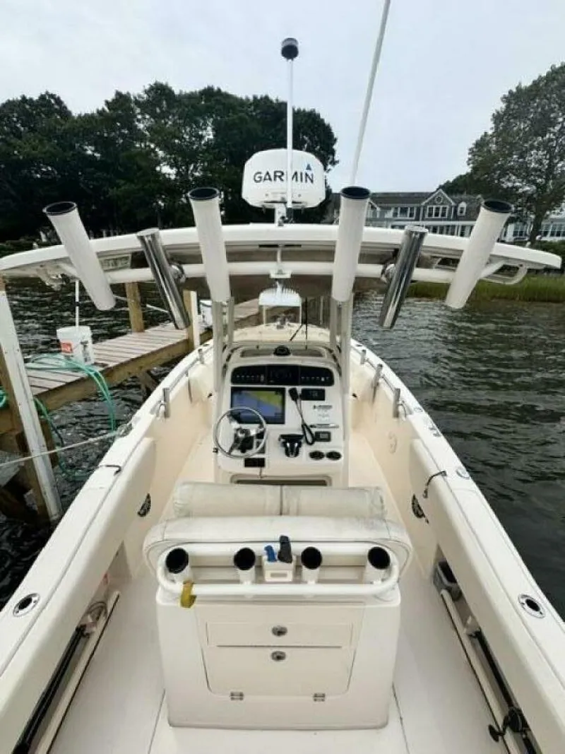 Slide: The Image of Grady-White 257 Fisherman 2021 - 8