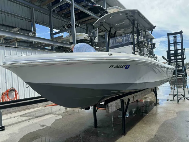 Slide: The Image of Ranger 2360 Bay Boat 2020 - 2