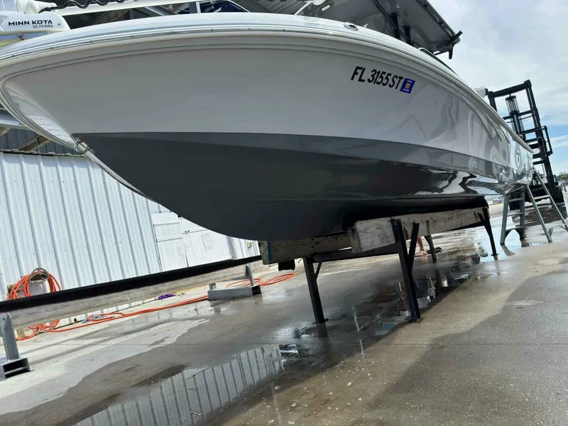 Slide: The Image of Ranger 2360 Bay Boat 2020 - 27