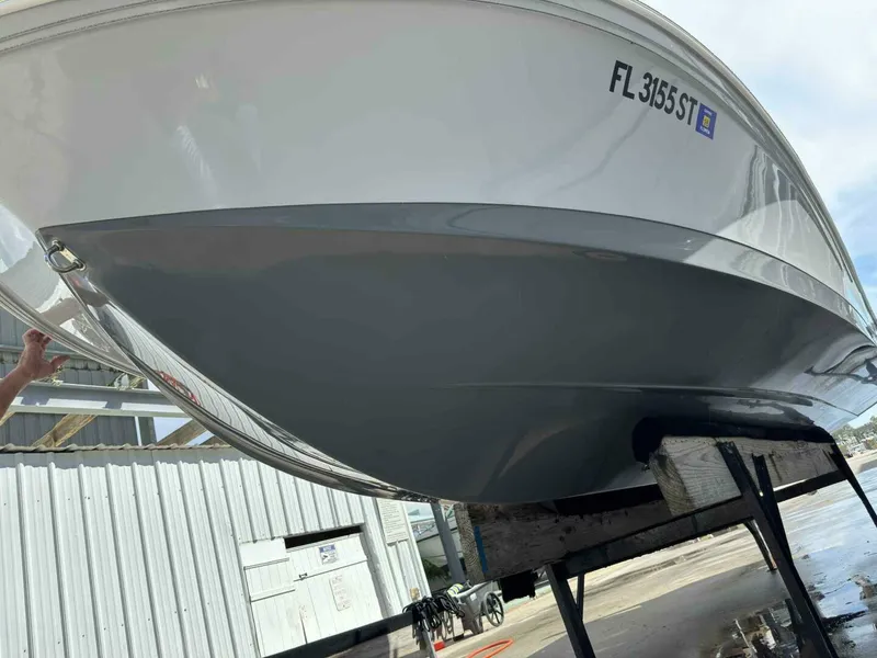 Slide: The Image of Ranger 2360 Bay Boat 2020 - 36