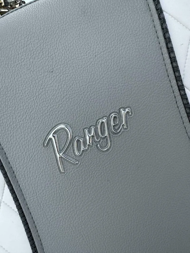 Slide: The Image of Ranger 2360 Bay Boat 2020 - 37