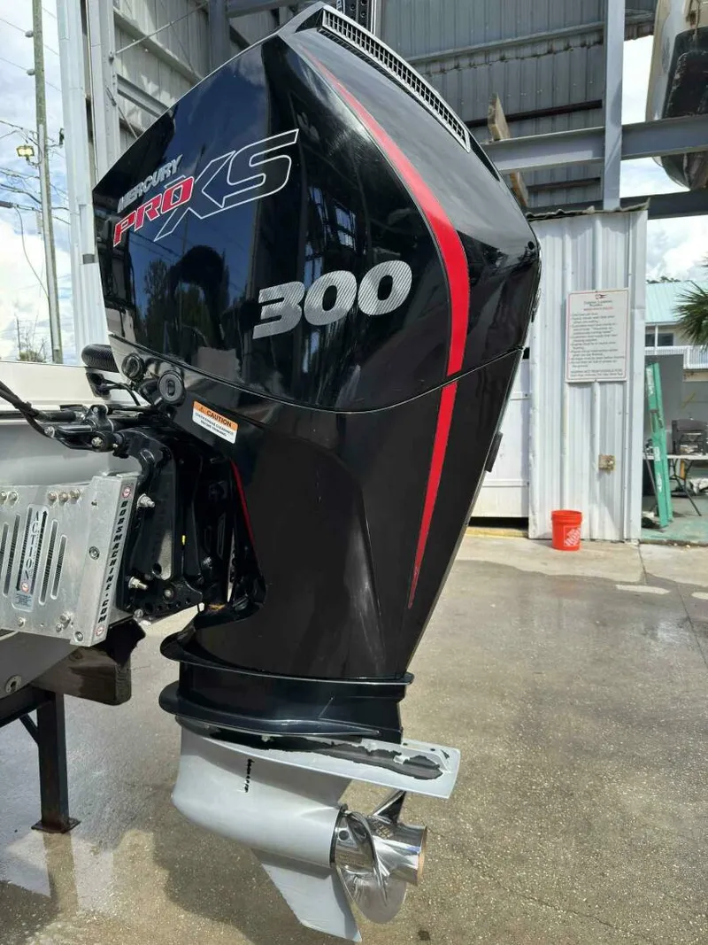 Slide: The Image of Ranger 2360 Bay Boat 2020 - 42