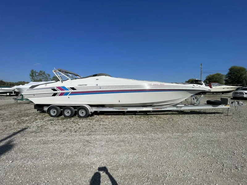 The Image of Fountain 38 Sport Cruiser 1993 - 0