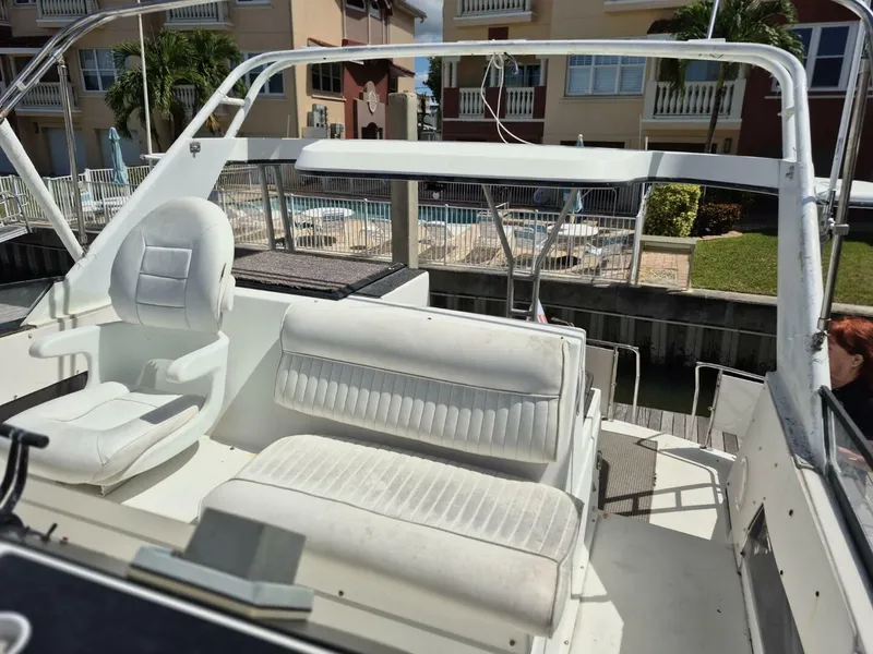 Slide: The Image of Carver Yachts 1991 - 8