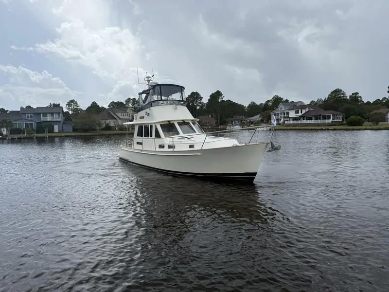 Slide: The Image of Legacy 42 Flybridge 2008 - 3