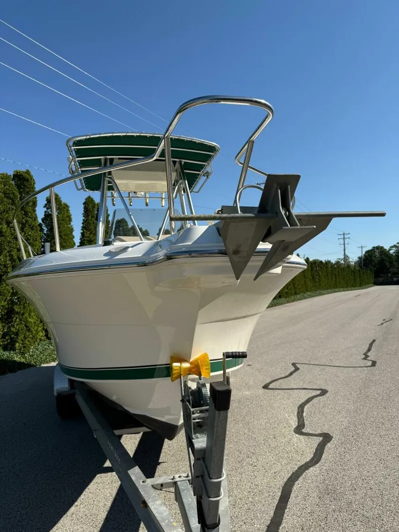 Slide: The Image of Wellcraft 250 Fisherman 2003 - 2