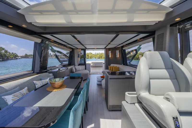 Slide: The Image of Azimut S8 2023 - 37