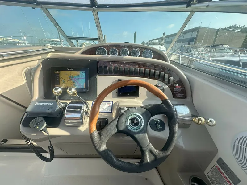 Slide: The Image of Sea Ray 290 Amberjack 2006 - 19