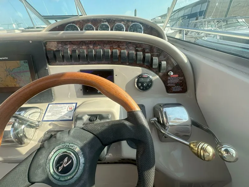 Slide: The Image of Sea Ray 290 Amberjack 2006 - 20
