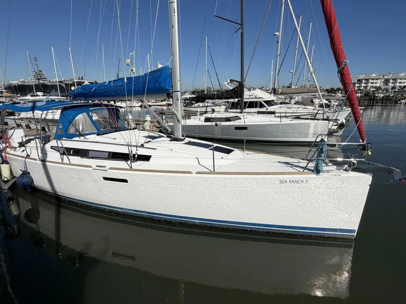 The Image of Jeanneau Sun Odyssey 389 2018 - 0