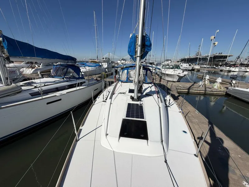 Slide: The Image of Jeanneau Sun Odyssey 389 2018 - 13