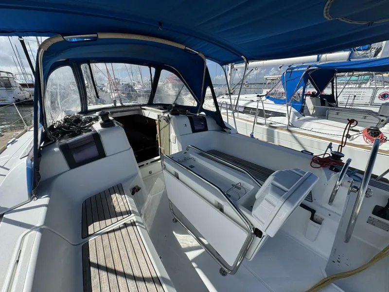 Slide: The Image of Jeanneau Sun Odyssey 389 2018 - 19