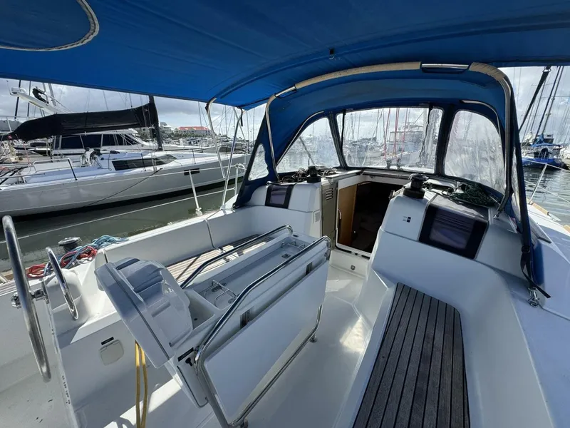 Slide: The Image of Jeanneau Sun Odyssey 389 2018 - 20