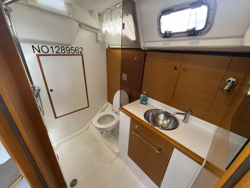 Slide: The Image of Jeanneau Sun Odyssey 389 2018 - 49