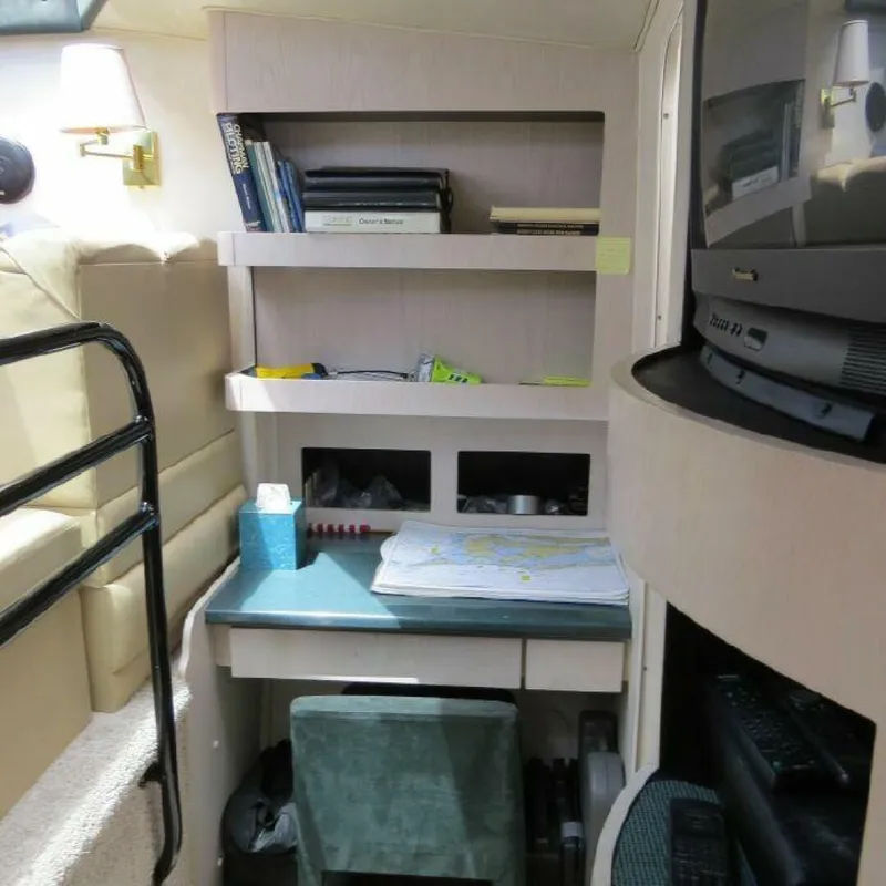 Slide: The Image of Mainship 47 Motor Yacht 1997 - 14