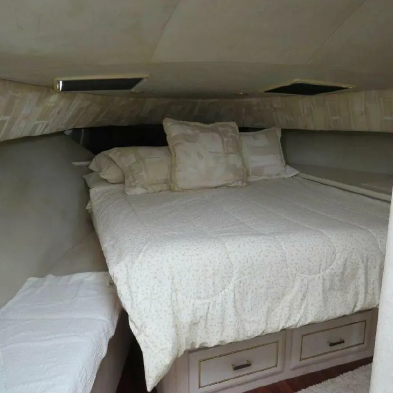Slide: The Image of Mainship 47 Motor Yacht 1997 - 15