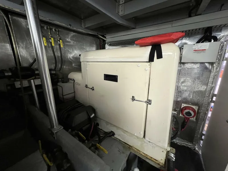 Slide: The Image of Mainship 47 Motor Yacht 1997 - 28