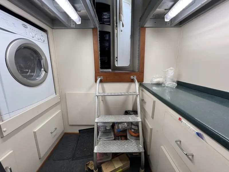 Slide: The Image of Mainship 47 Motor Yacht 1997 - 31