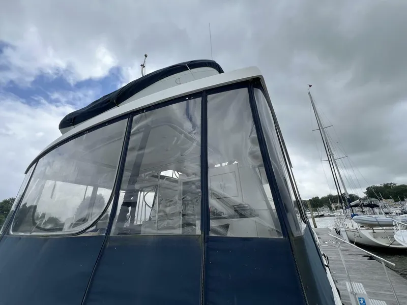 Slide: The Image of Mainship 47 Motor Yacht 1997 - 36