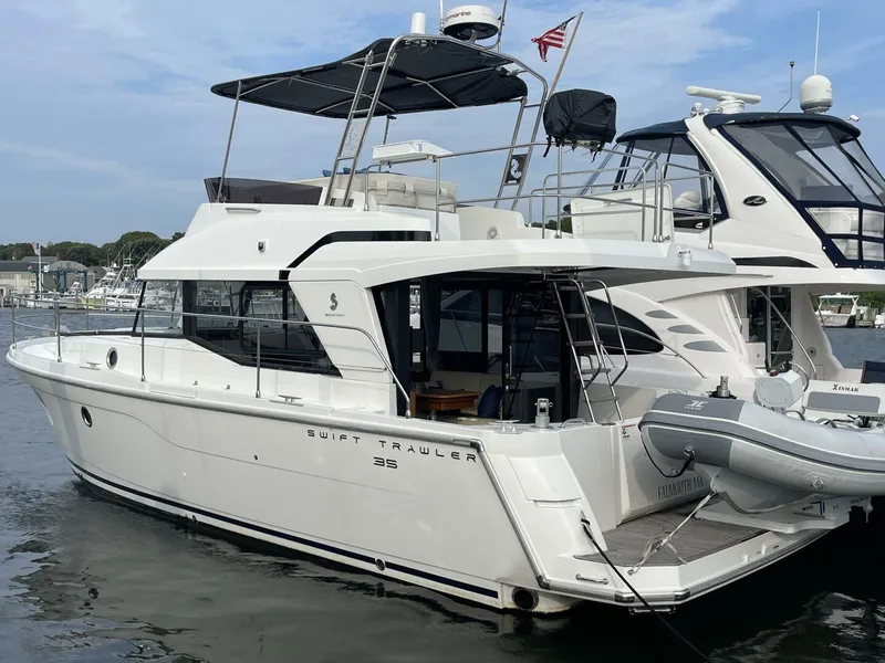Slide: The Image of Beneteau Swift Trawler 35- Flybridge 2018 - 3