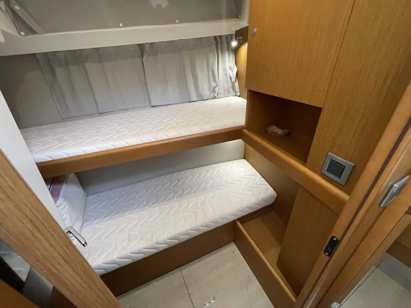 Slide: The Image of Beneteau Swift Trawler 35- Flybridge 2018 - 59