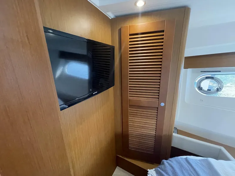 Slide: The Image of Beneteau Swift Trawler 35- Flybridge 2018 - 66