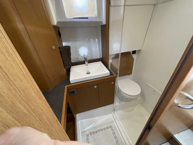 Slide: The Image of Beneteau Swift Trawler 35- Flybridge 2018 - 75