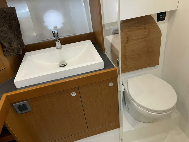 Slide: The Image of Beneteau Swift Trawler 35- Flybridge 2018 - 78