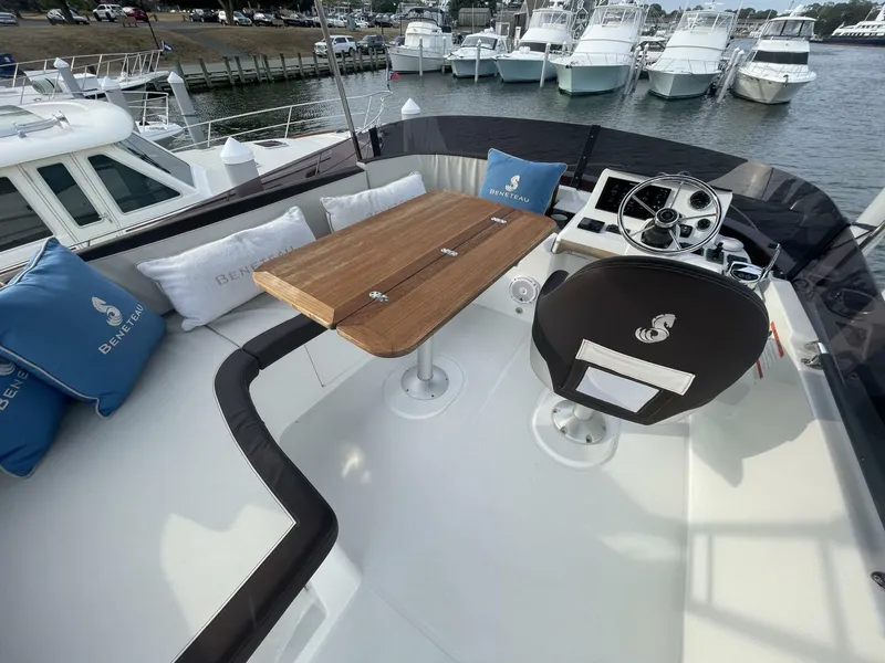 Slide: The Image of Beneteau Swift Trawler 35- Flybridge 2018 - 89