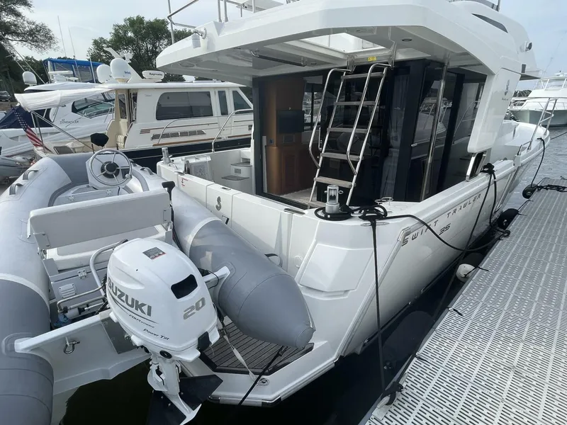 Slide: The Image of Beneteau Swift Trawler 35- Flybridge 2018 - 9