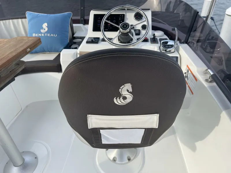 Slide: The Image of Beneteau Swift Trawler 35- Flybridge 2018 - 93