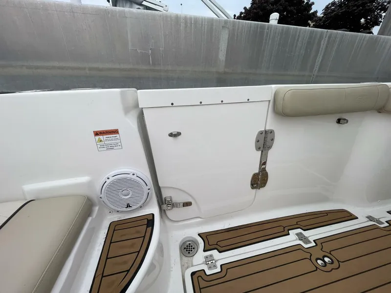 Slide: The Image of Sea Fox 288 Commander 2017 - 16
