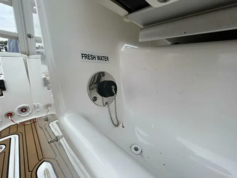 Slide: The Image of Sea Fox 288 Commander 2017 - 19