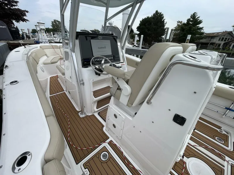 Slide: The Image of Sea Fox 288 Commander 2017 - 22
