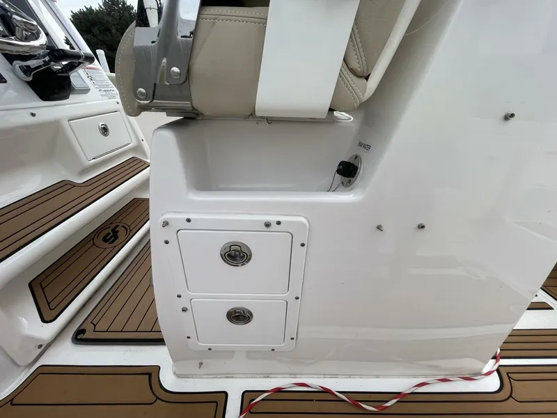Slide: The Image of Sea Fox 288 Commander 2017 - 23