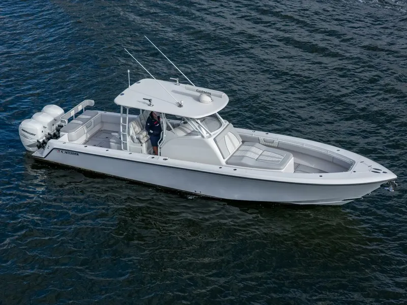 Slide: The Image of Contender 39 Fisharound 2023 - 5
