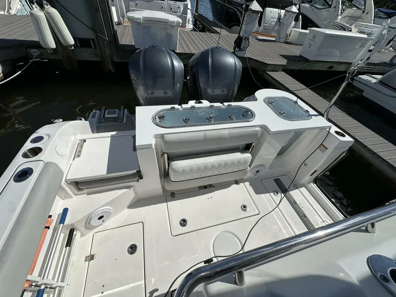 Slide: The Image of Sea Fox 288 Commander 2021 - 12