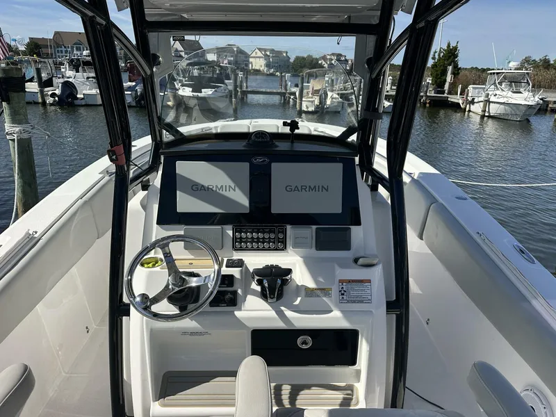 Slide: The Image of Sea Fox 288 Commander 2021 - 15