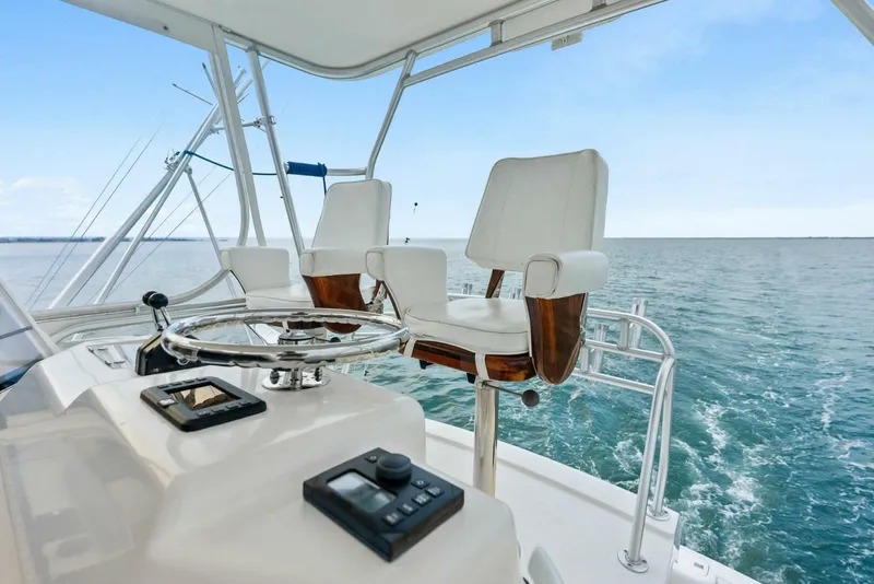 Slide: The Image of Bertram Convertible 2006 - 25