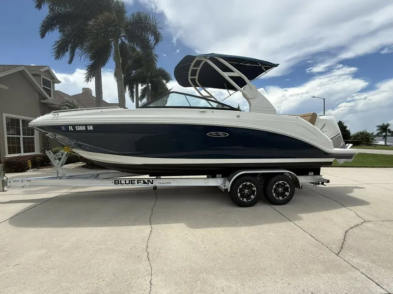 The Image of Sea Ray 250 SDX 2020 - 0