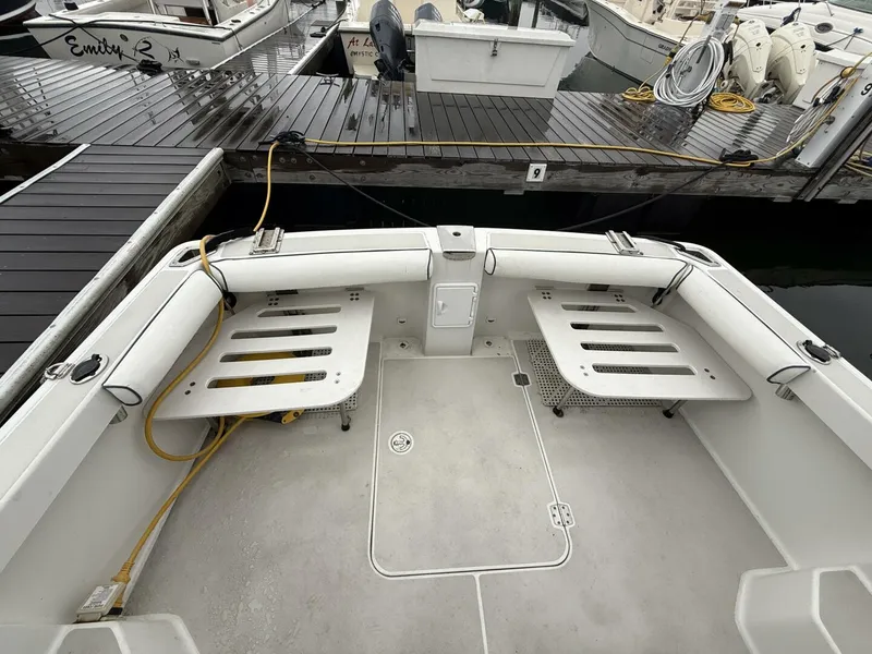 Slide: The Image of Back Cove 26 Hardtop Express 2005 - 13