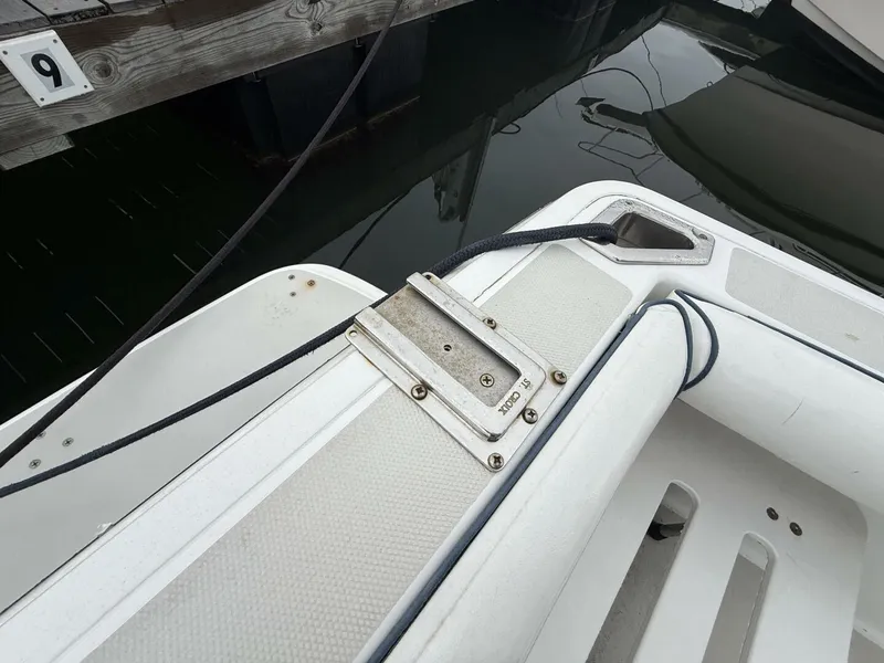 Slide: The Image of Back Cove 26 Hardtop Express 2005 - 17