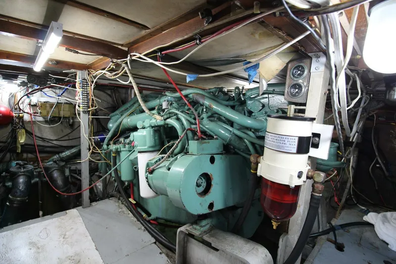 Slide: The Image of Bertram 42 Motor Yacht 1974 - 24