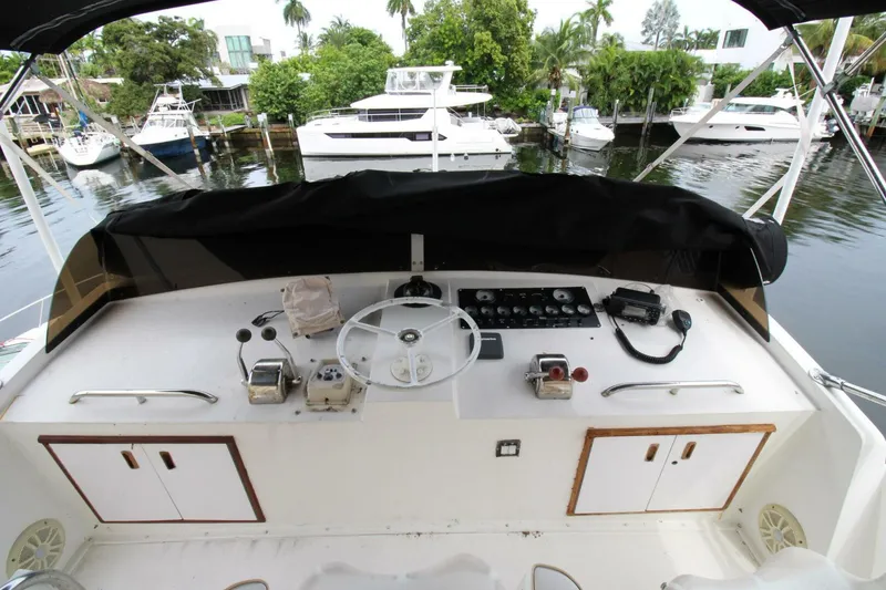 Slide: The Image of Bertram 42 Motor Yacht 1974 - 28