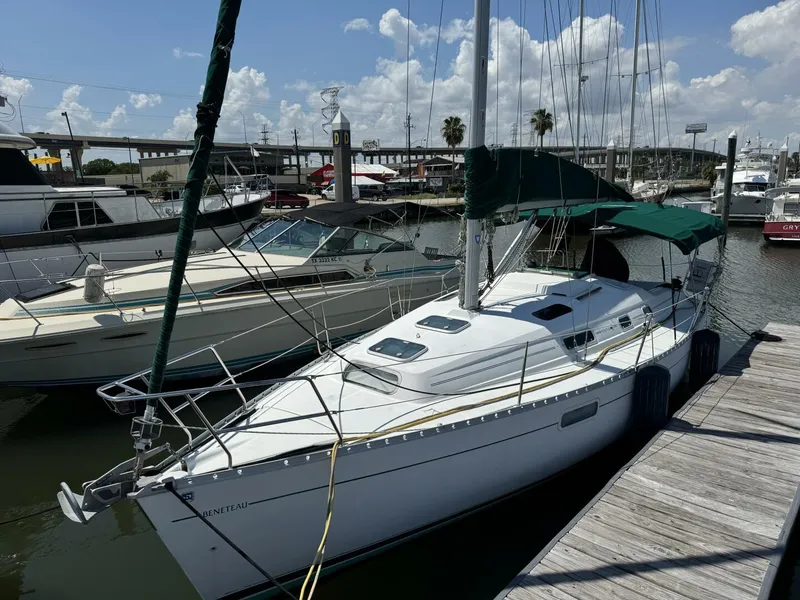 The Image of Beneteau Oceanis 321 1999 - 0