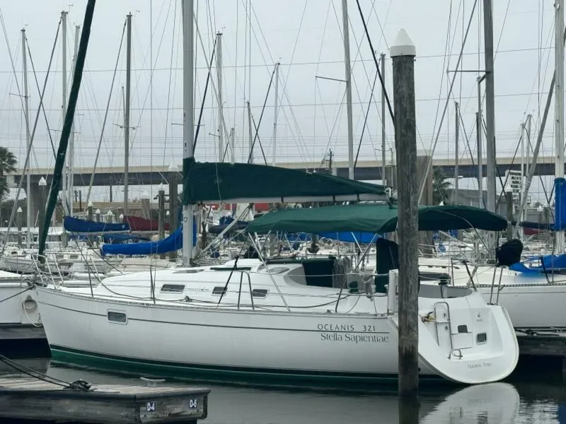 Slide: The Image of Beneteau Oceanis 321 1999 - 2