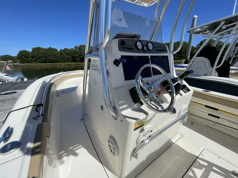 Slide: The Image of Pioneer 222 Islander 2017 - 10
