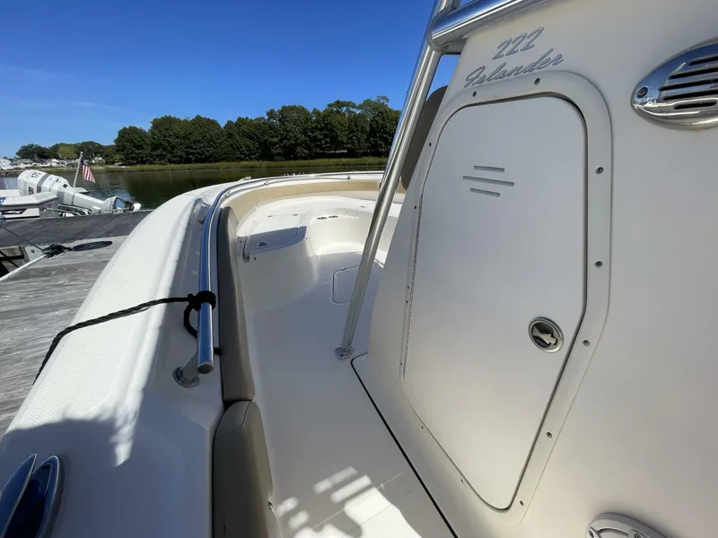 Slide: The Image of Pioneer 222 Islander 2017 - 11