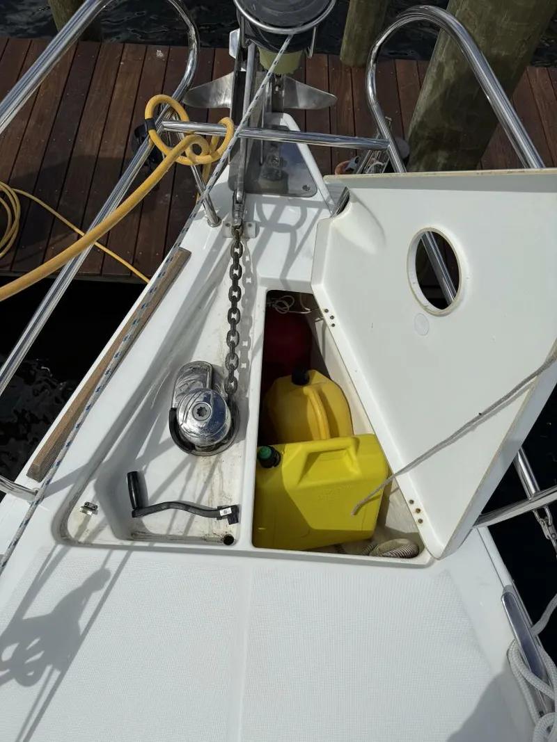 Slide: The Image of Beneteau 43 2012 - 10